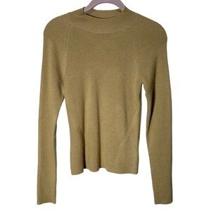NWT Jade + Co Weekend Women’s Crew Neck Sweater Top Size S Color  beige